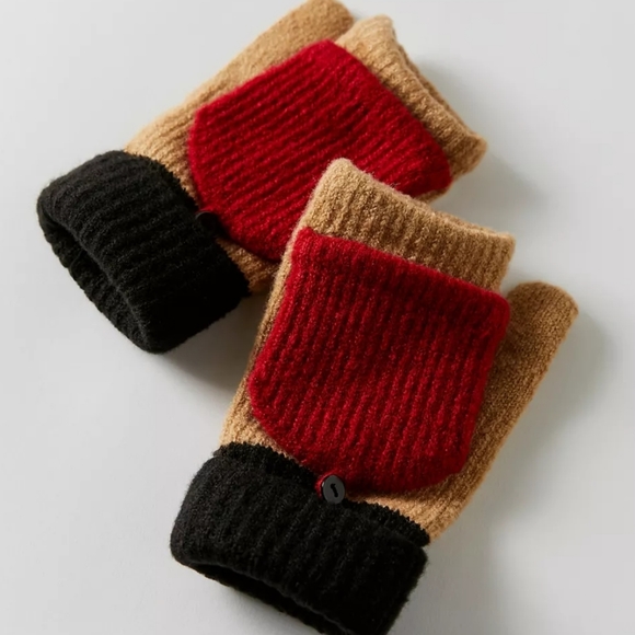 Urban Outfitters Accessories - UO Colorblock Convertible Glove